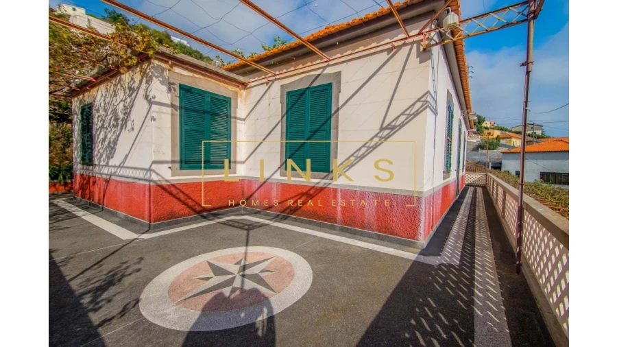 Quinta para Venda em Estreito de Camara de Lobos Foto 7