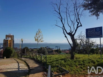 Terreno para Venda em Beato