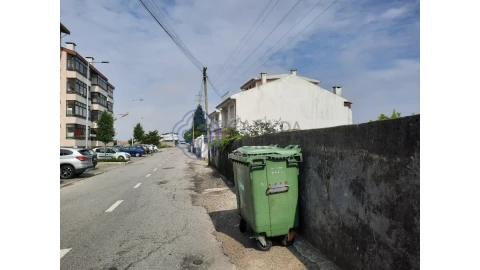Terreno para Venda em Mafamude e Vilar do Paraíso