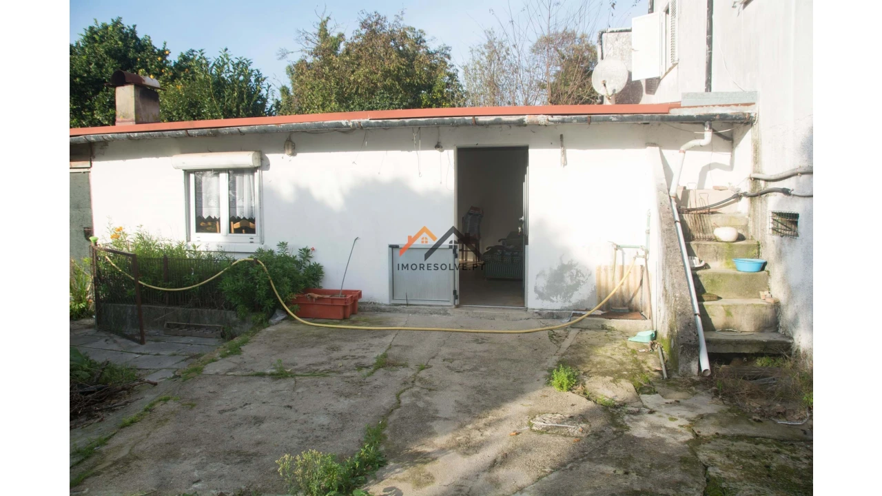 Moradia T4 para Venda em Vila de Punhe Foto 5