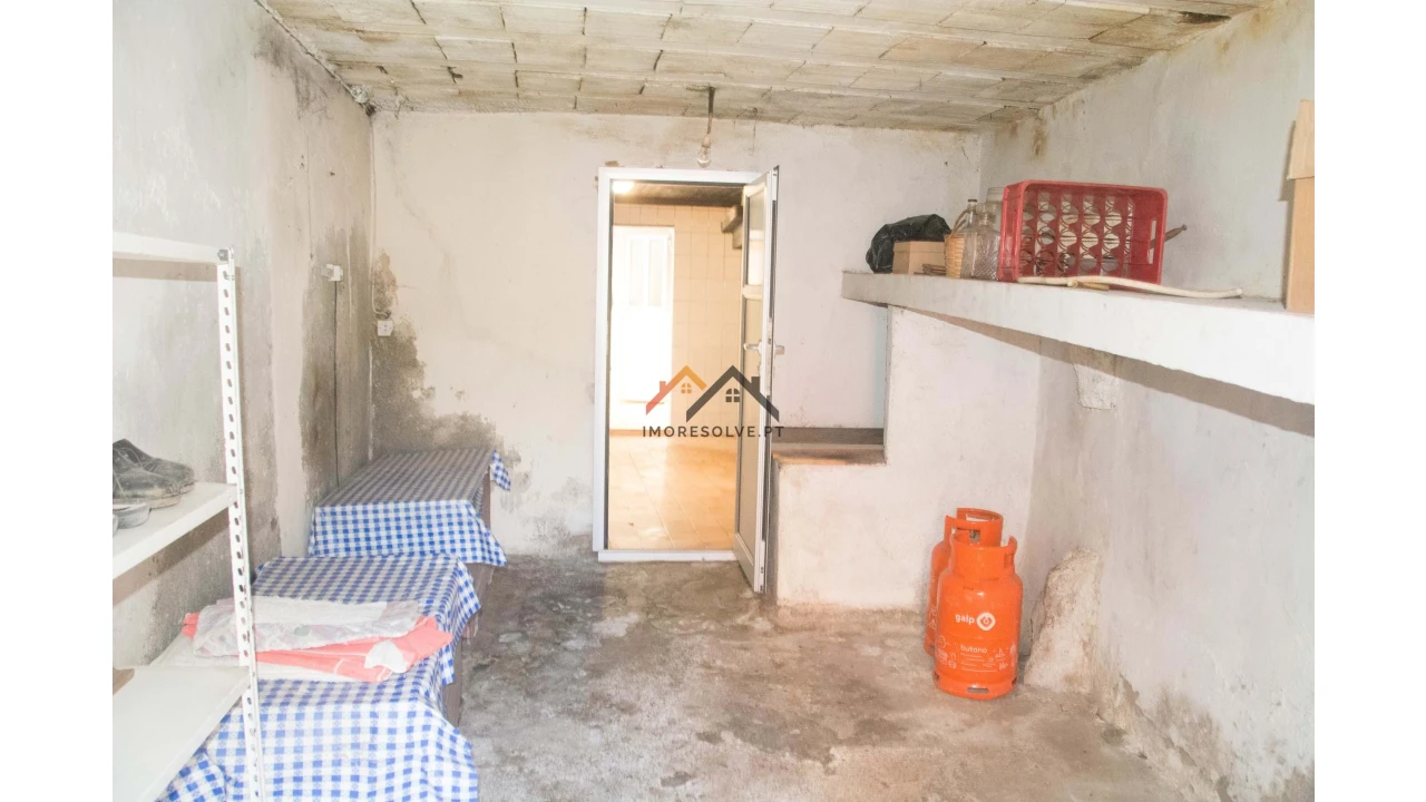 Moradia T4 para Venda em Vila de Punhe Foto 25