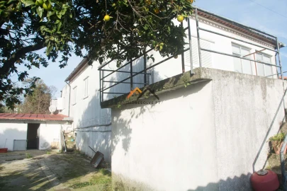 Moradia T4 para Venda em Vila de Punhe