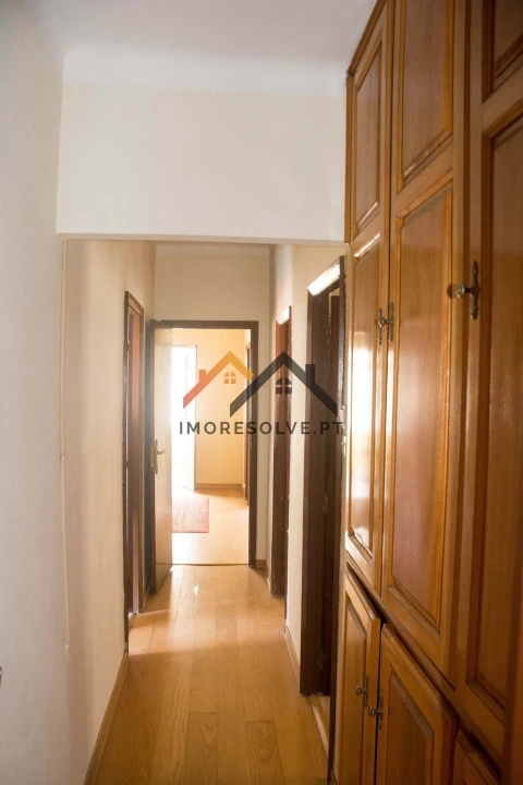Moradia T4 para Venda em Vila de Punhe