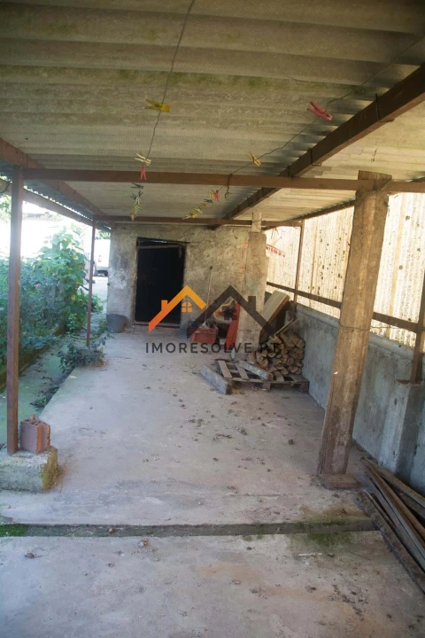 Moradia T4 para Venda em Vila de Punhe
