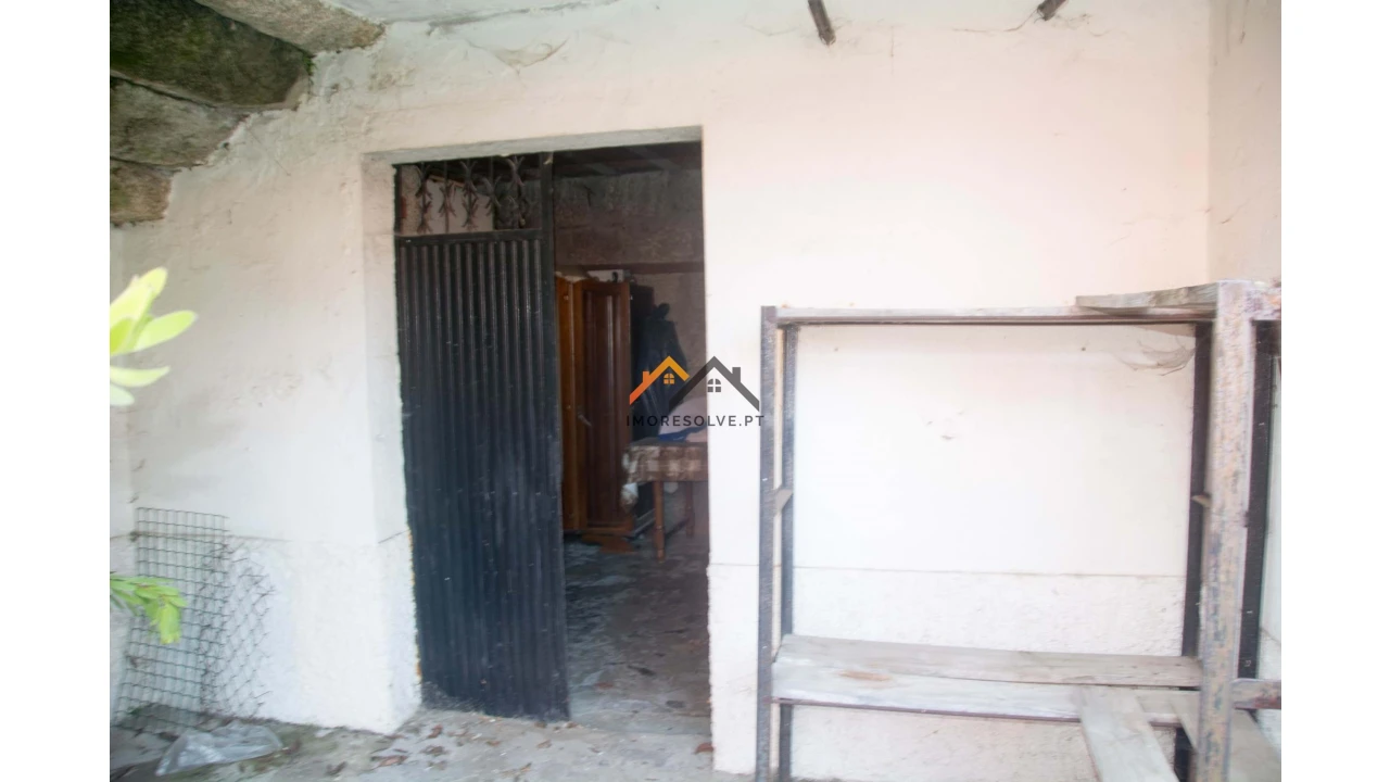 Moradia T4 para Venda em Vila de Punhe Foto 26