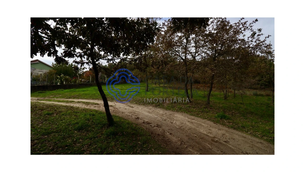 Terreno para Venda em Gestaço Foto 9
