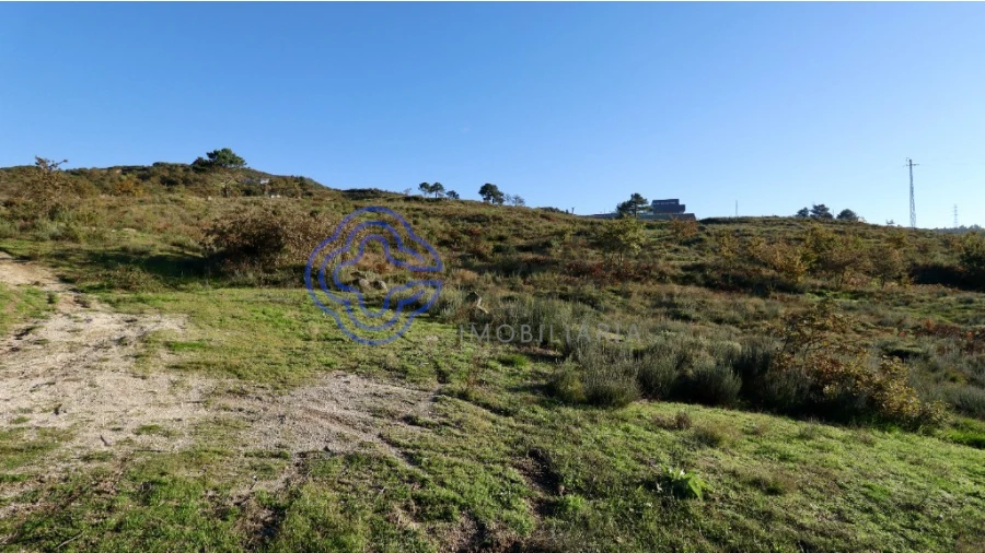 Terreno para Venda em Soalhães Foto 3