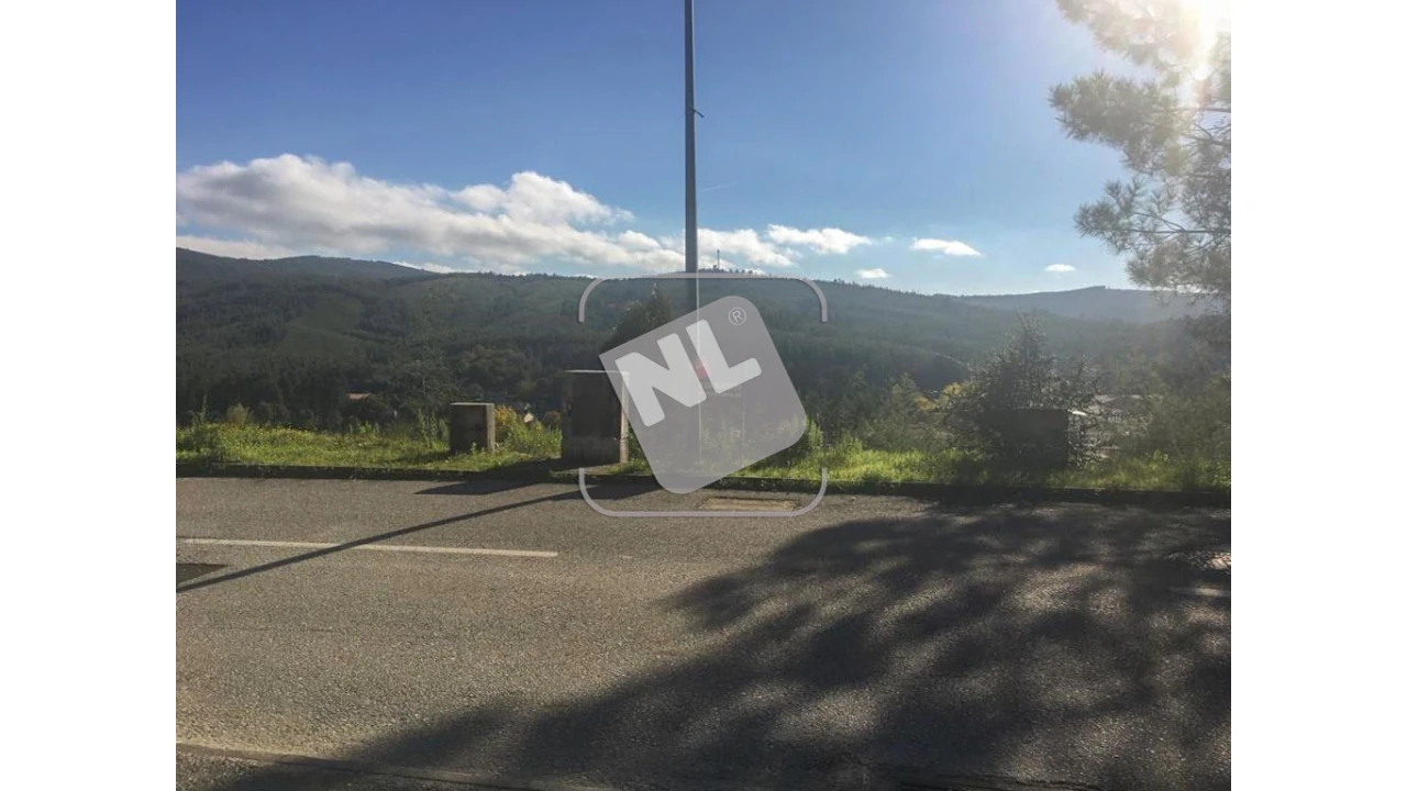 Terreno para Venda em Castanheira de Pêra e Coentral Foto 8