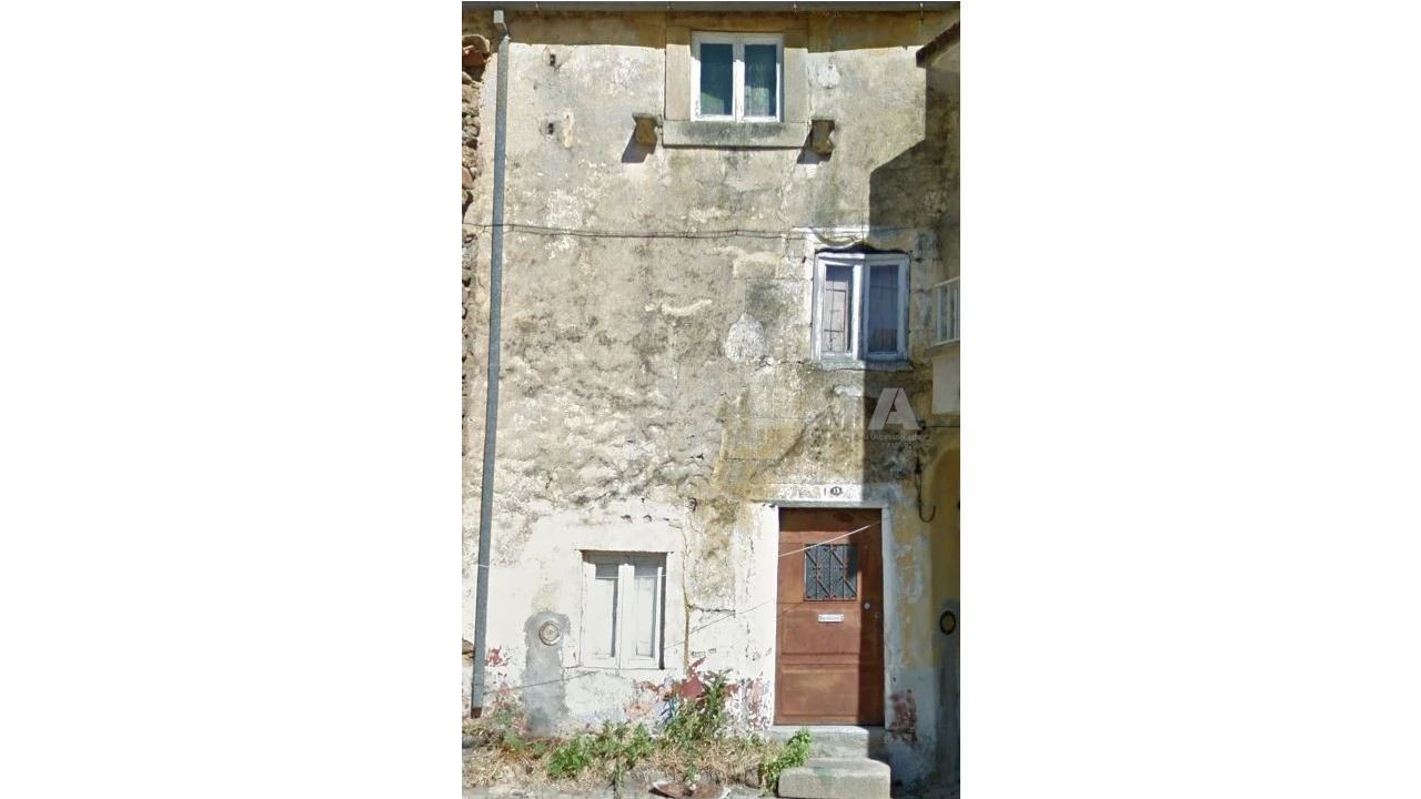 Moradia T1 para Venda em Escalos de Baixo e Mata Foto 1