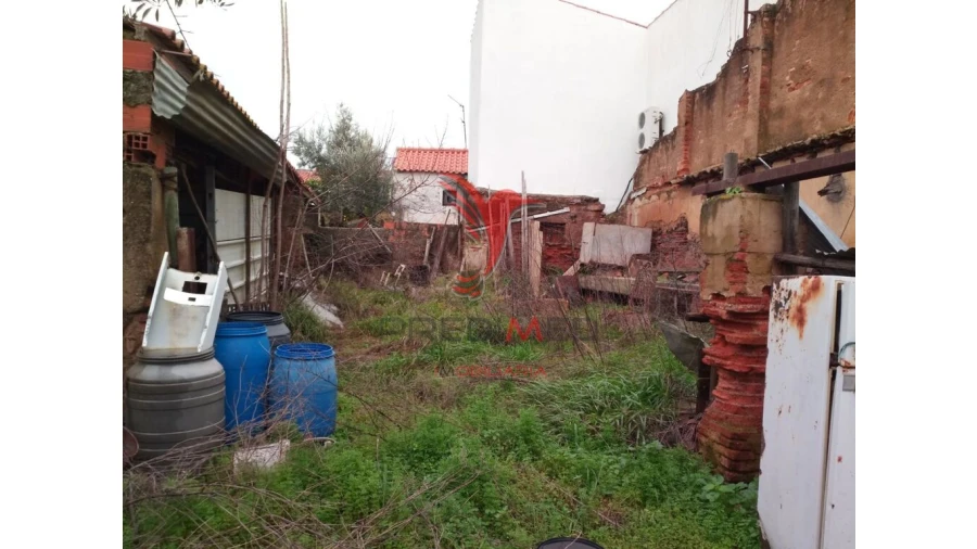 Moradia T1 para Venda em Capelins (Santo Antonio) Foto 4