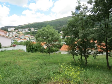 Terreno para Venda em Seia, São Romão e Lapa dos Dinheiros