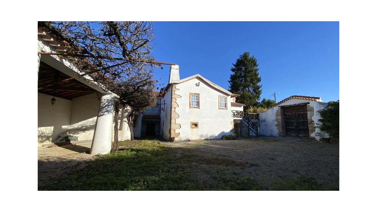 Quinta T6 para Venda em Lavegadas Foto 3