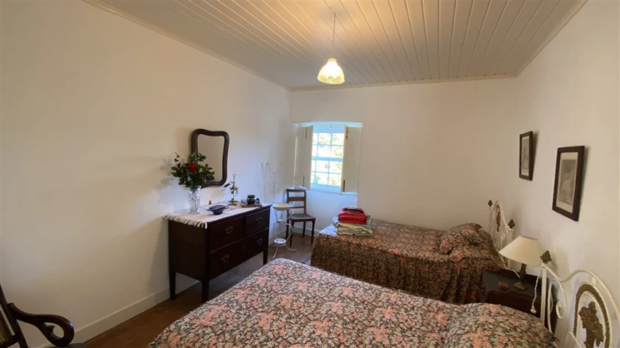 Quinta T6 para Venda em Lavegadas Foto 10