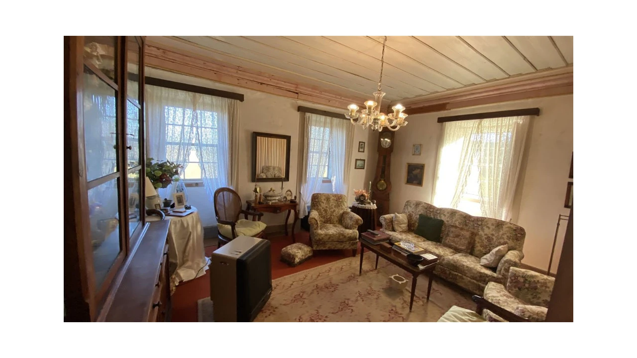 Quinta T6 para Venda em Lavegadas Foto 8