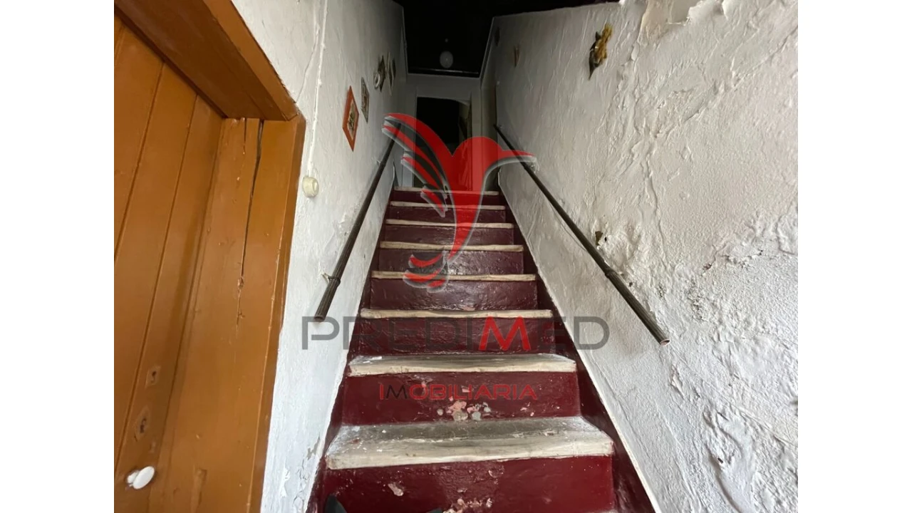 Prédio para Venda em Avis Foto 2