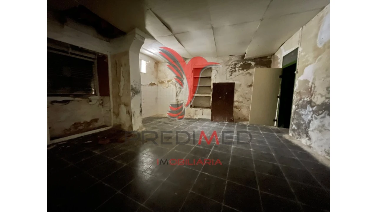 Prédio para Venda em Avis Foto 11