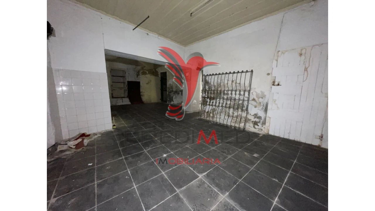 Prédio para Venda em Avis Foto 10