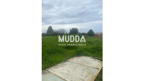 Terreno para Venda em Esmoriz