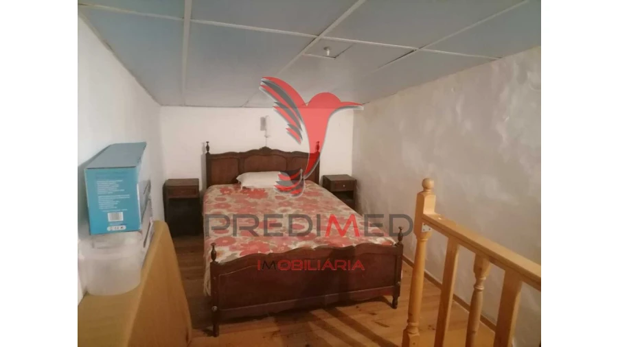 Moradia T2 para Venda em Alagoa Foto 6