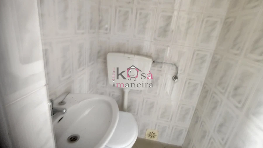 Loja para Venda em Santiago do Cacém, Santa Cruz e São Bartolomeu da Serra Foto 9