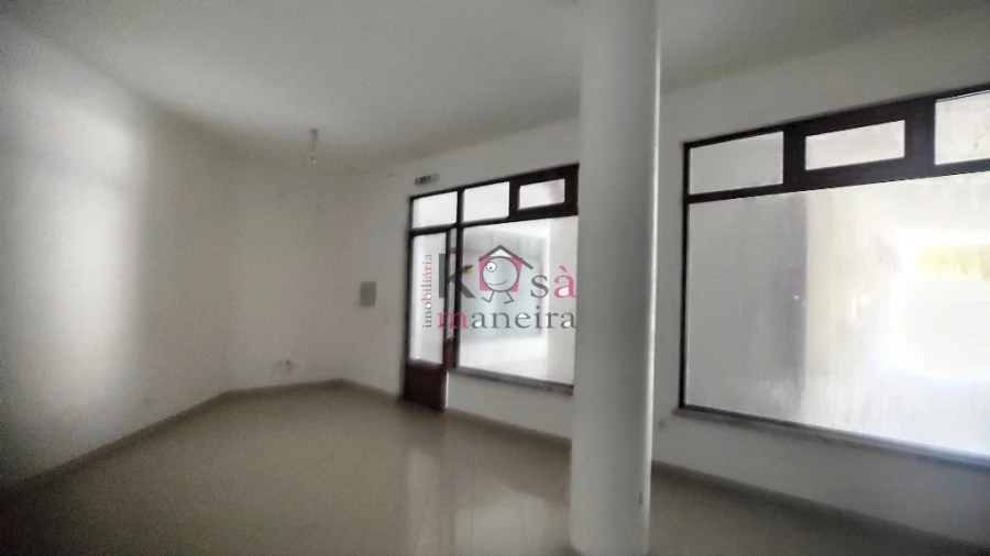 Loja para Venda em Santiago do Cacém, Santa Cruz e São Bartolomeu da Serra Foto 8