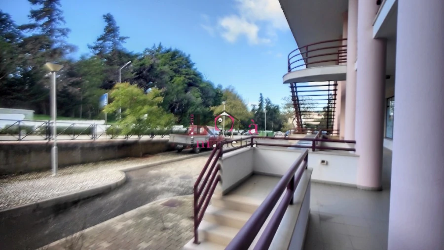 Loja para Venda em Santiago do Cacém, Santa Cruz e São Bartolomeu da Serra Foto 3