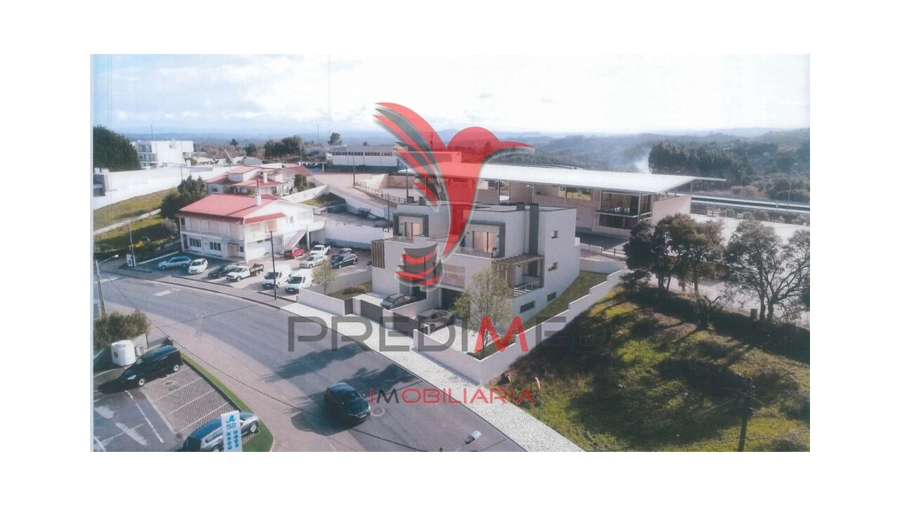 Moradia T3 para Venda em Arrabal Foto 2