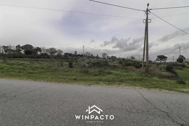 Terreno para Venda em Senhorim Foto 2