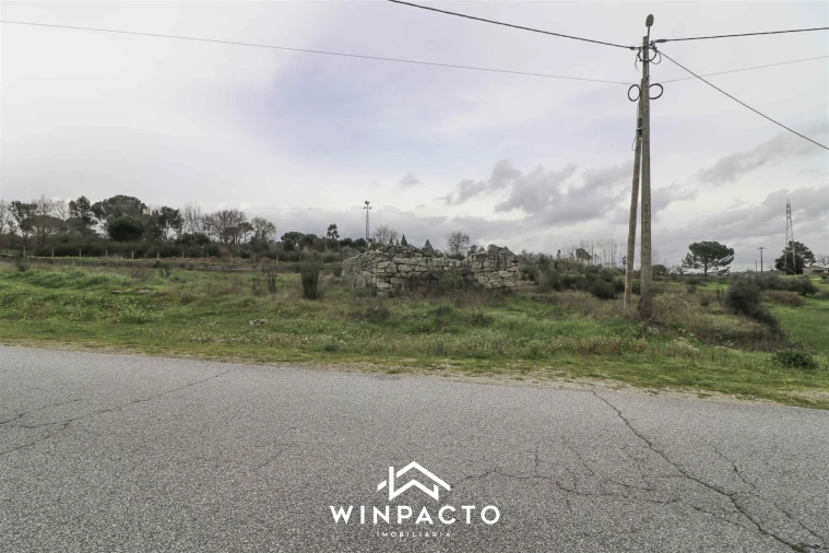 Terreno para Venda em Senhorim Foto 3