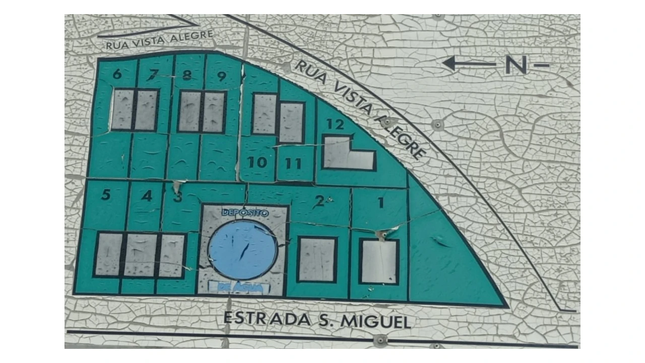 Terreno para Venda em Fânzeres e São Pedro da Cova Foto 3