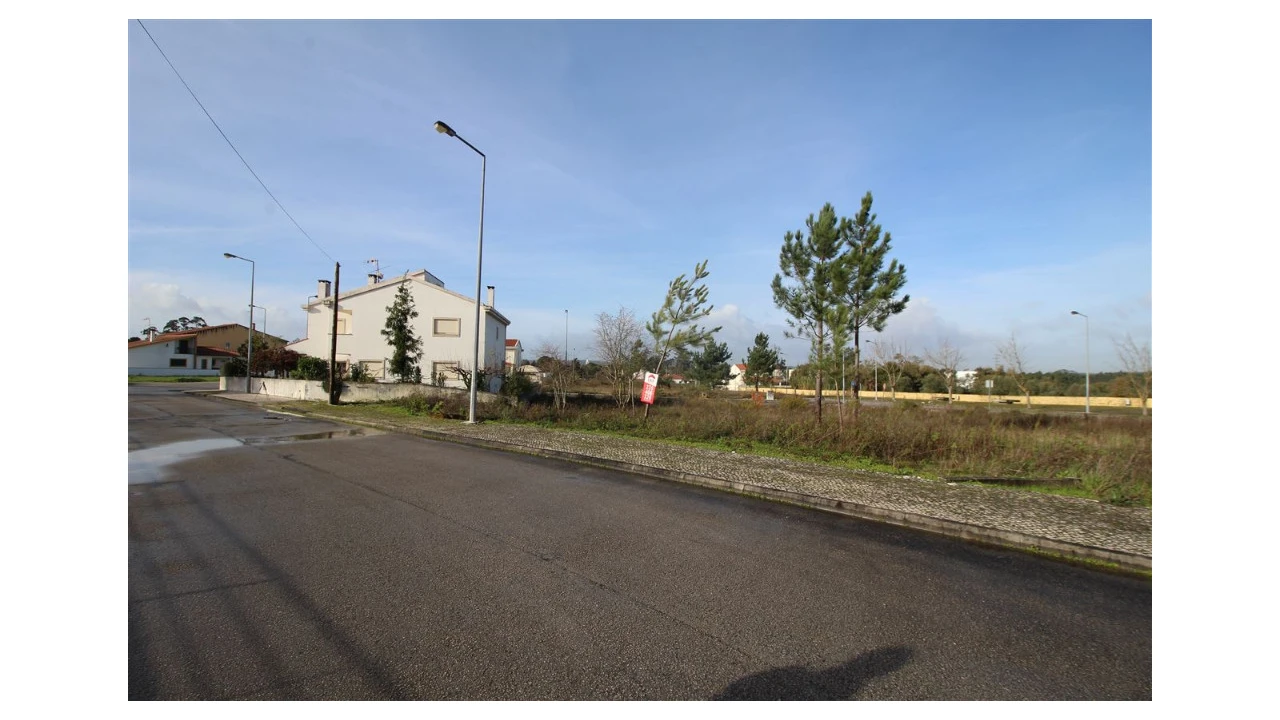 Terreno para Venda em Sebal e Belide Foto 2