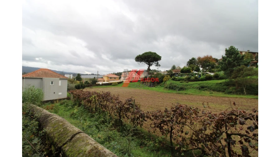 Terreno para Venda em Santo Tirso, Couto (Santa Cristina e São Miguel) e Burgães Foto 4