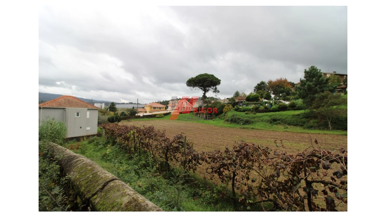 Terreno para Venda em Santo Tirso, Couto (Santa Cristina e São Miguel) e Burgães Foto 4