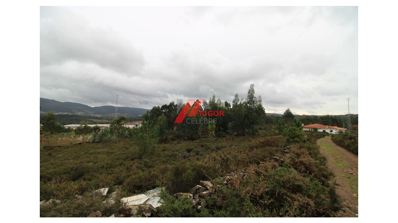 Terreno para Venda em Santo Tirso, Couto (Santa Cristina e São Miguel) e Burgães Foto 5