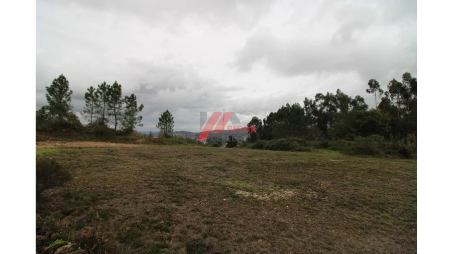 Terreno para Venda em Santo Tirso, Couto (Santa Cristina e São Miguel) e Burgães Foto 1