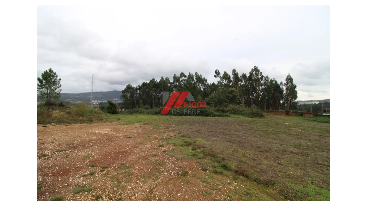 Terreno para Venda em Santo Tirso, Couto (Santa Cristina e São Miguel) e Burgães Foto 7