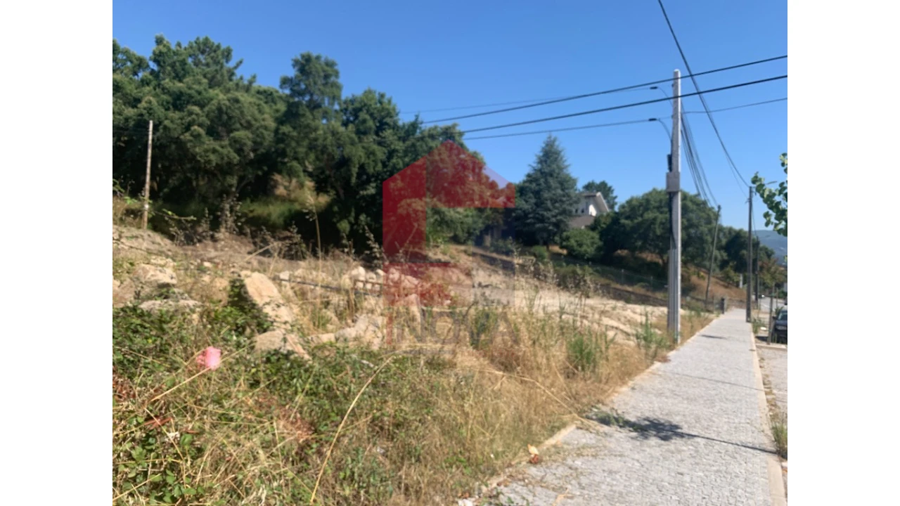 Terreno para Venda em Vila Verde e Barbudo Foto 10
