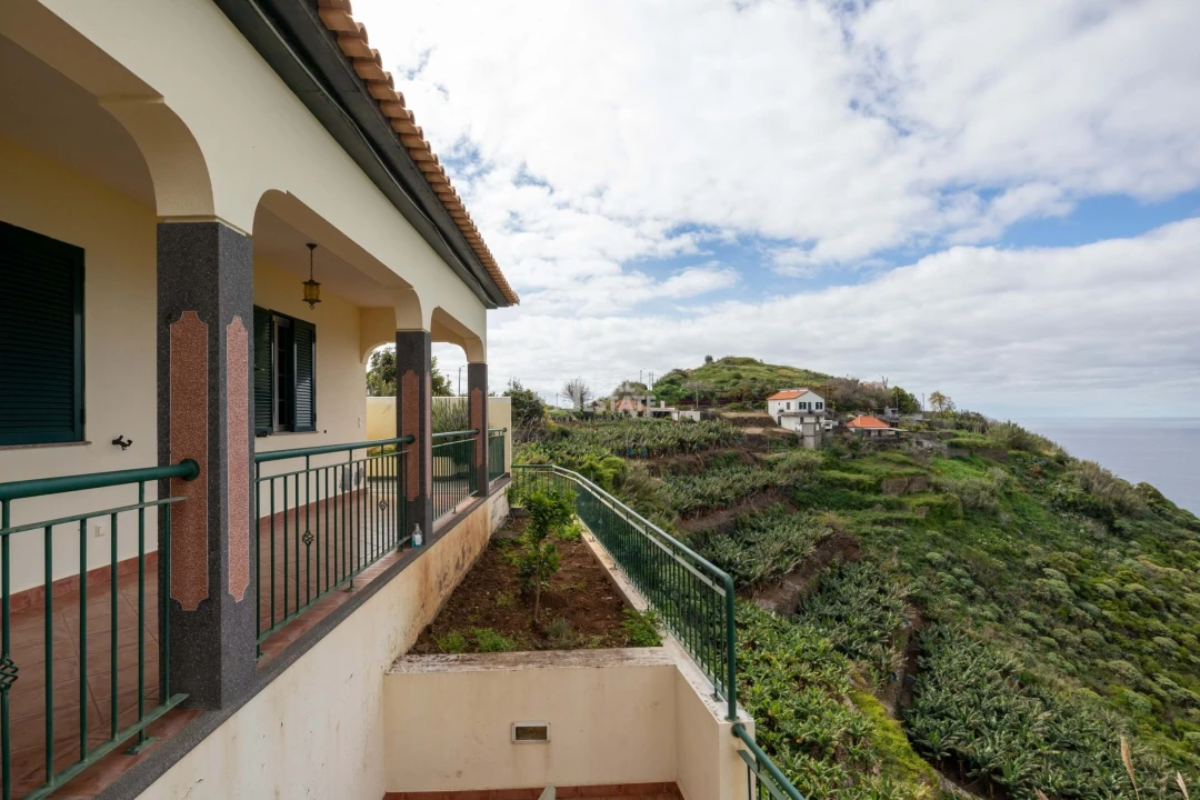 Moradia T3 para Venda em Ribeira Brava Foto 31