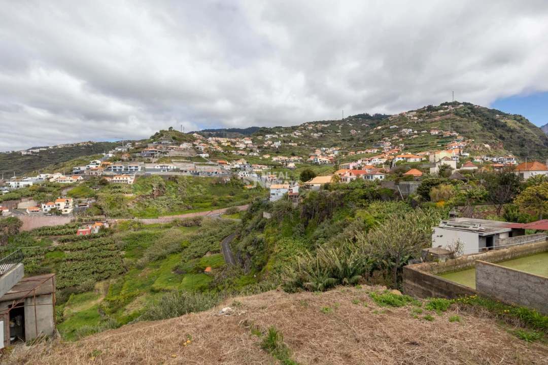 Moradia T3 para Venda em Ribeira Brava Foto 50