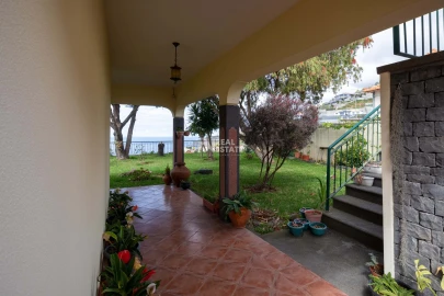 Moradia T3 para Venda em Ribeira Brava