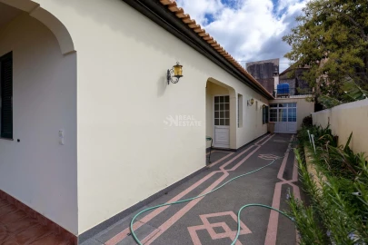 Moradia T3 para Venda em Ribeira Brava