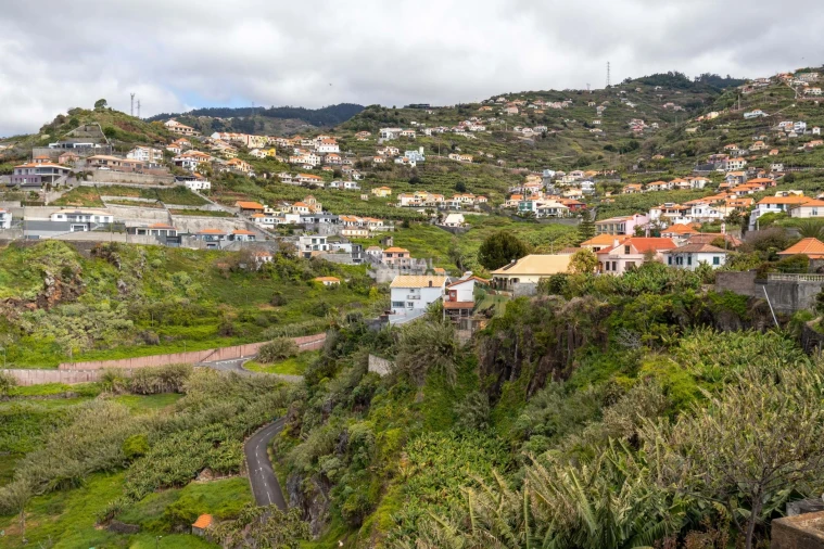 Moradia T3 para Venda em Ribeira Brava Foto 49