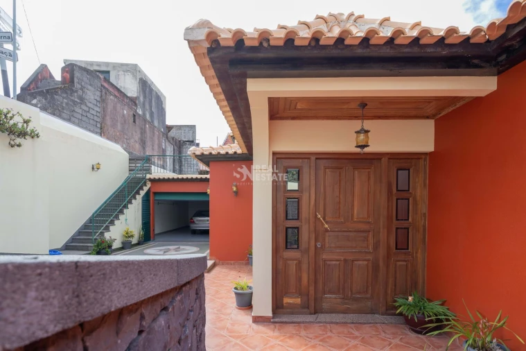 Moradia T3 para Venda em Ribeira Brava Foto 16