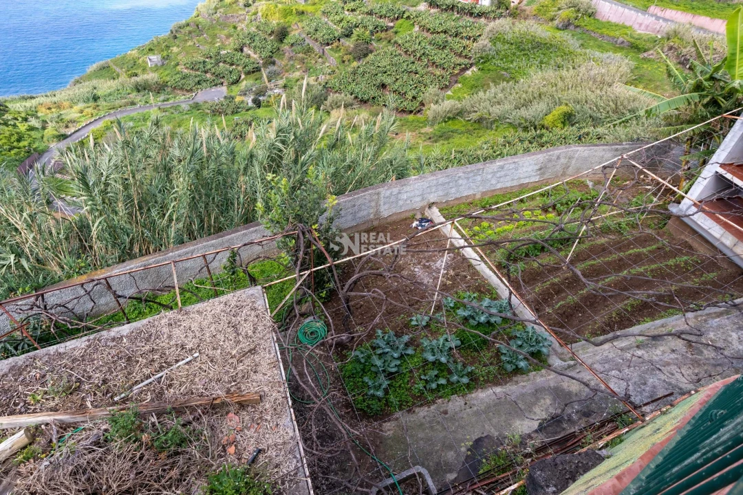 Moradia T3 para Venda em Ribeira Brava Foto 36