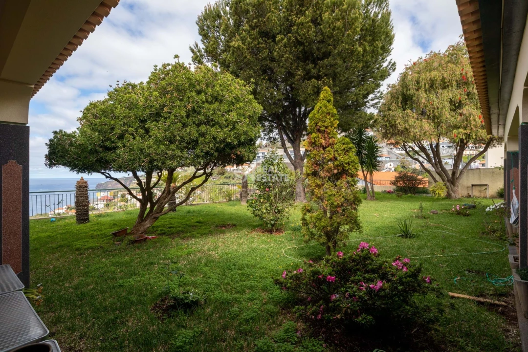 Moradia T3 para Venda em Ribeira Brava Foto 28
