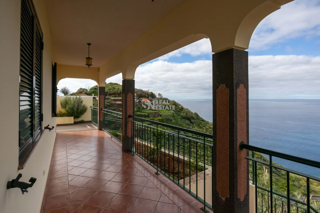 Moradia T3 para Venda em Ribeira Brava Foto 32