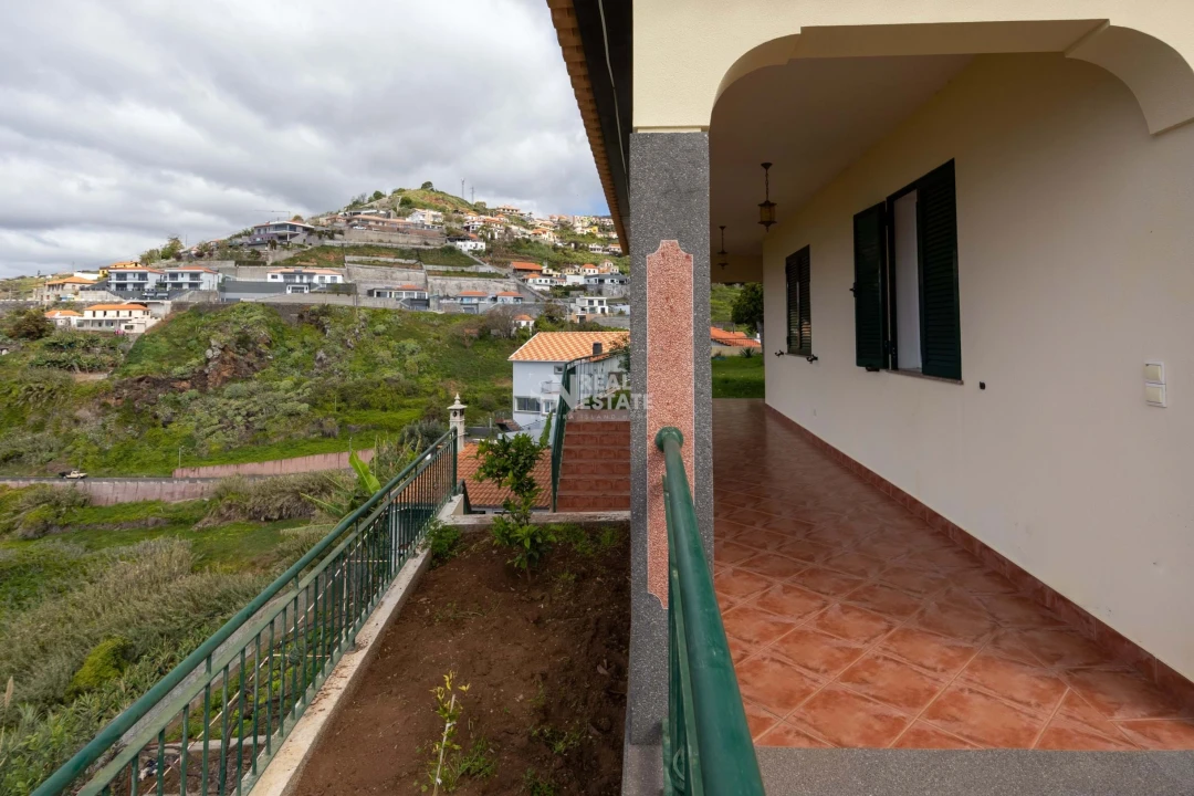 Moradia T3 para Venda em Ribeira Brava Foto 34