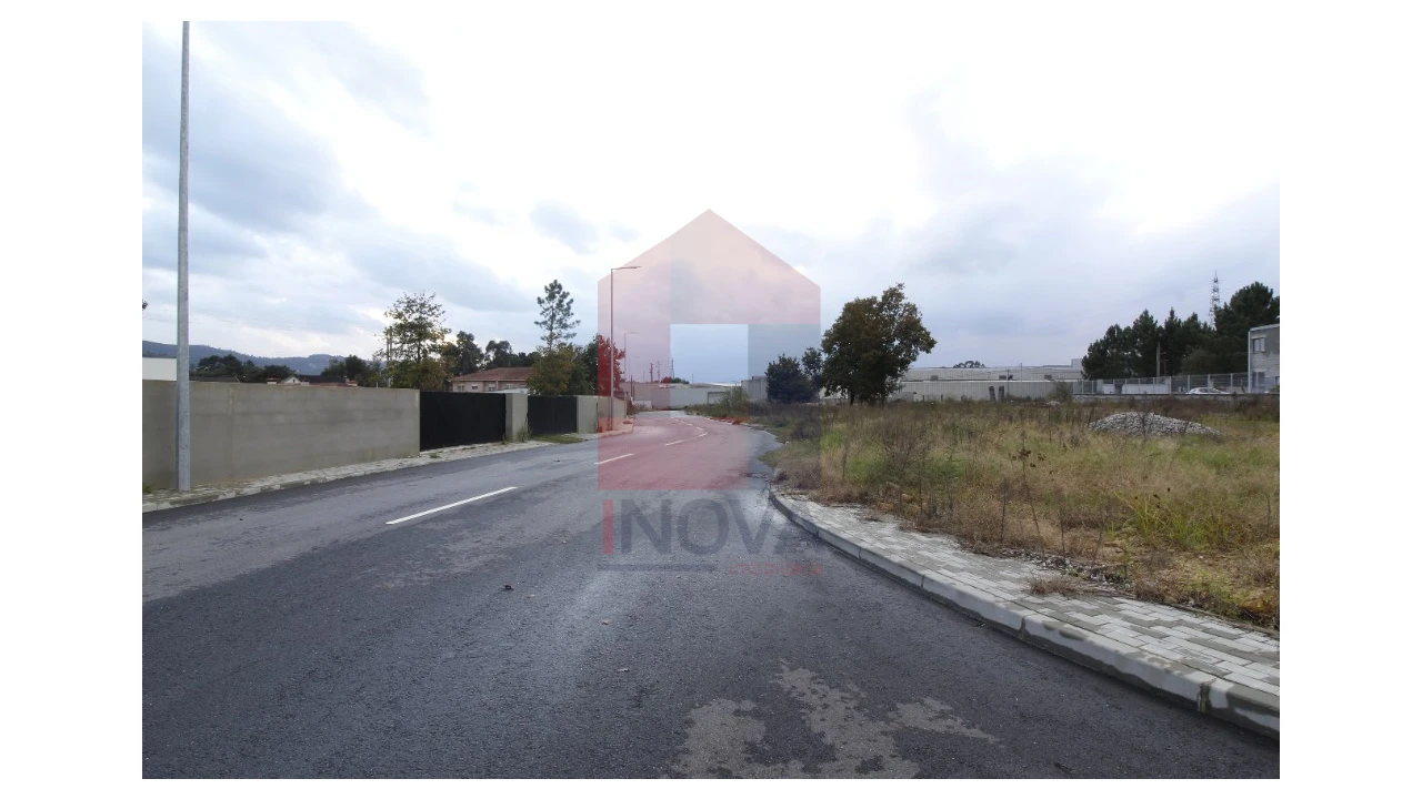 Terreno para Venda em Amares e Figueiredo Foto 7