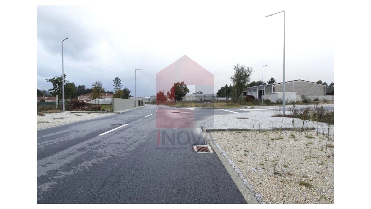 Terreno para Venda em Amares e Figueiredo Foto 2