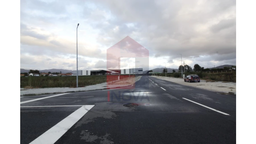Terreno para Venda em Amares e Figueiredo Foto 3